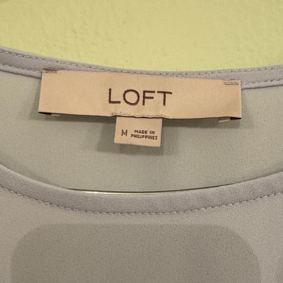LOFT Soft Blue Button Detail Blouse Size Medium - Picture 2 of 8